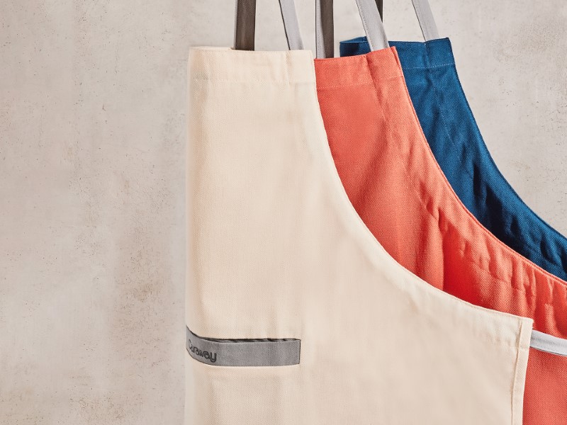 Linen_Apron_-_All_Colors_-_Cream_Perracotta_Navy.jpg